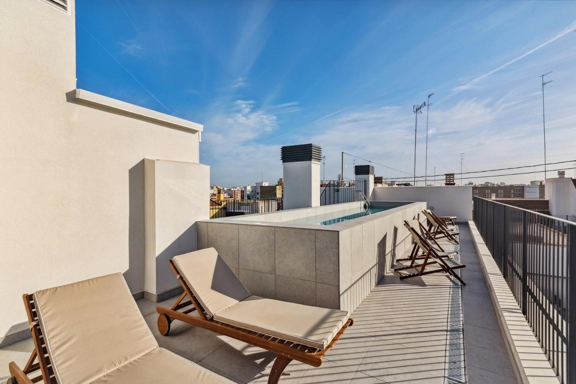 Limehome Valencia Carrer Del Pare Palau I Quer Kültér fotó