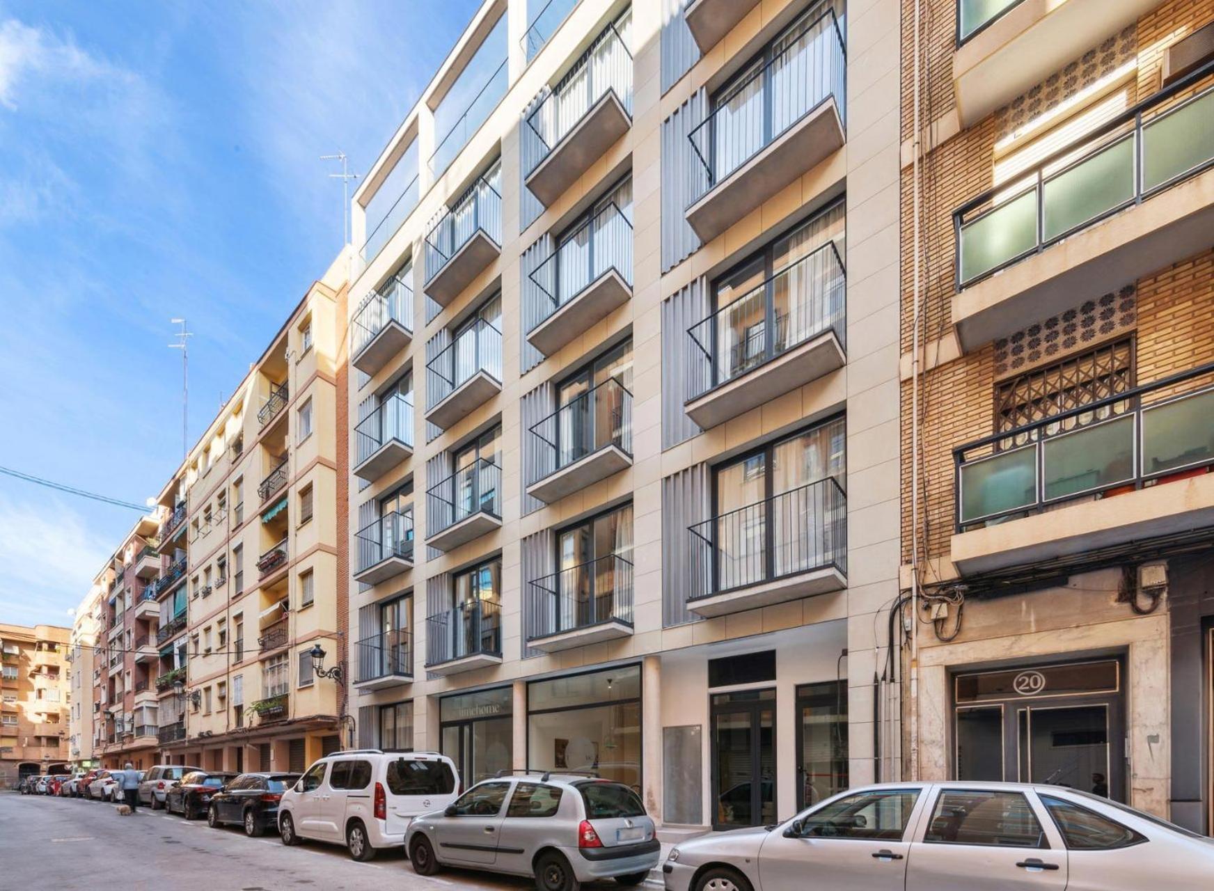 Limehome Valencia Carrer Del Pare Palau I Quer Kültér fotó