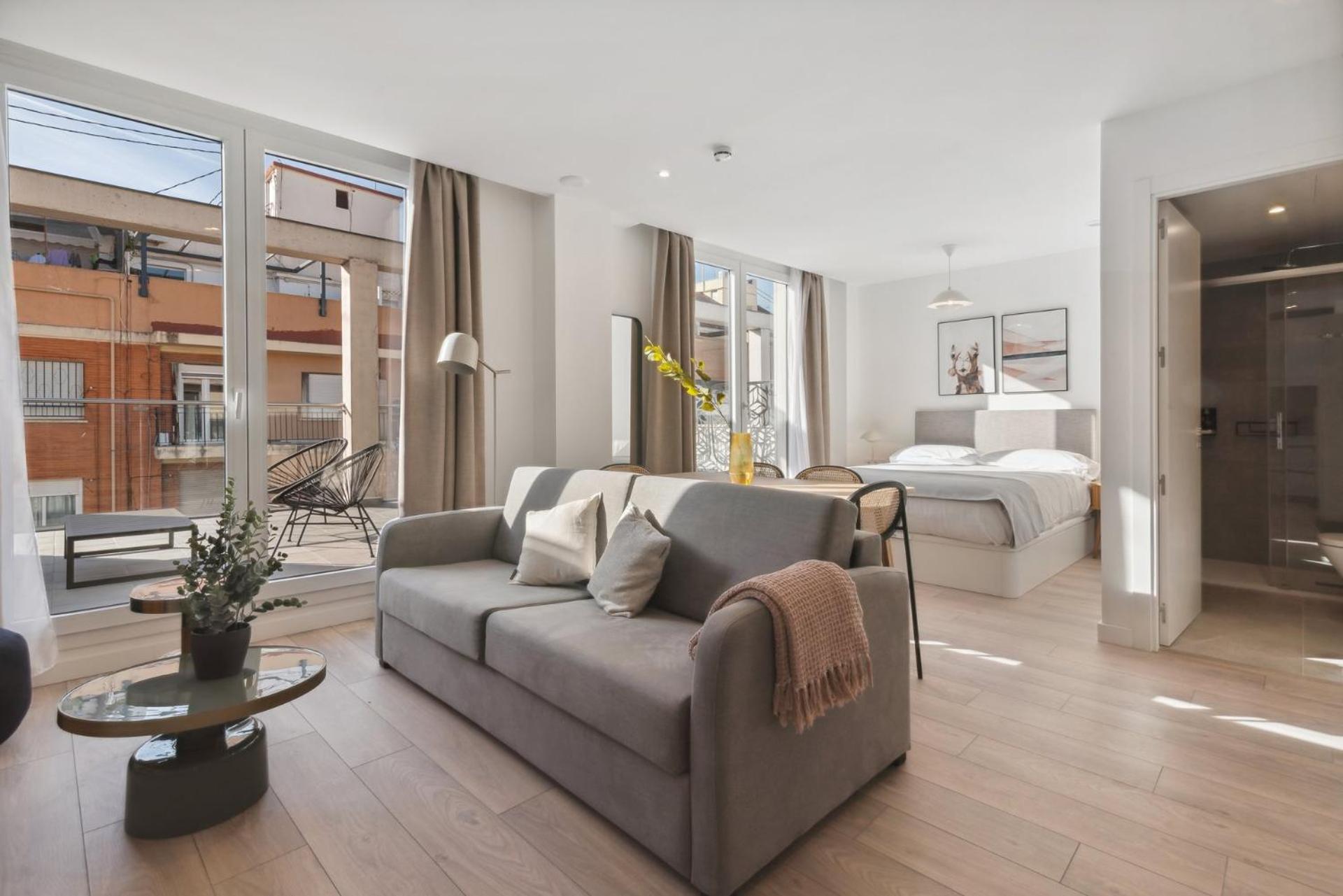 Limehome Valencia Carrer Del Pare Palau I Quer Kültér fotó