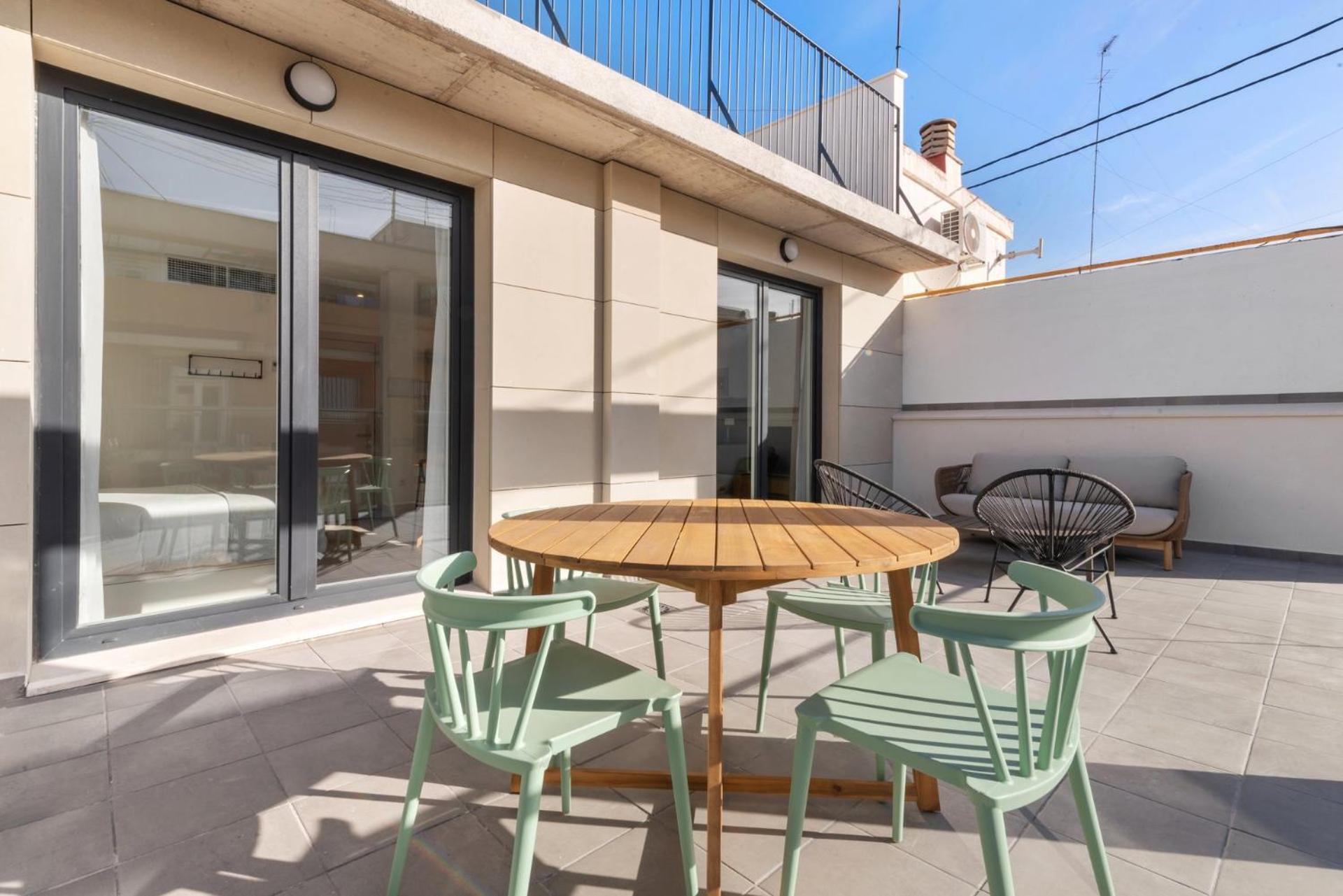 Limehome Valencia Carrer Del Pare Palau I Quer Kültér fotó