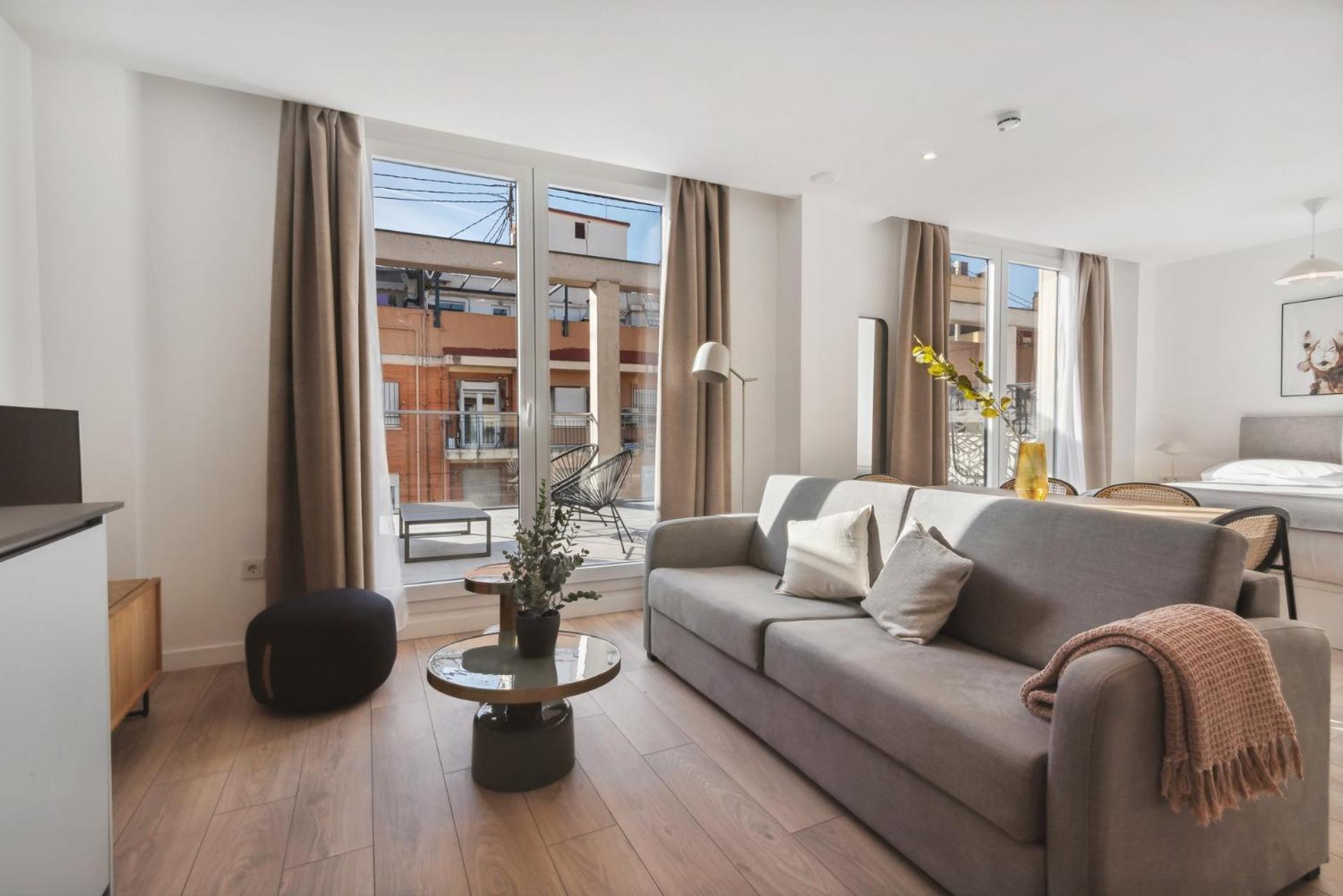 Limehome Valencia Carrer Del Pare Palau I Quer Kültér fotó