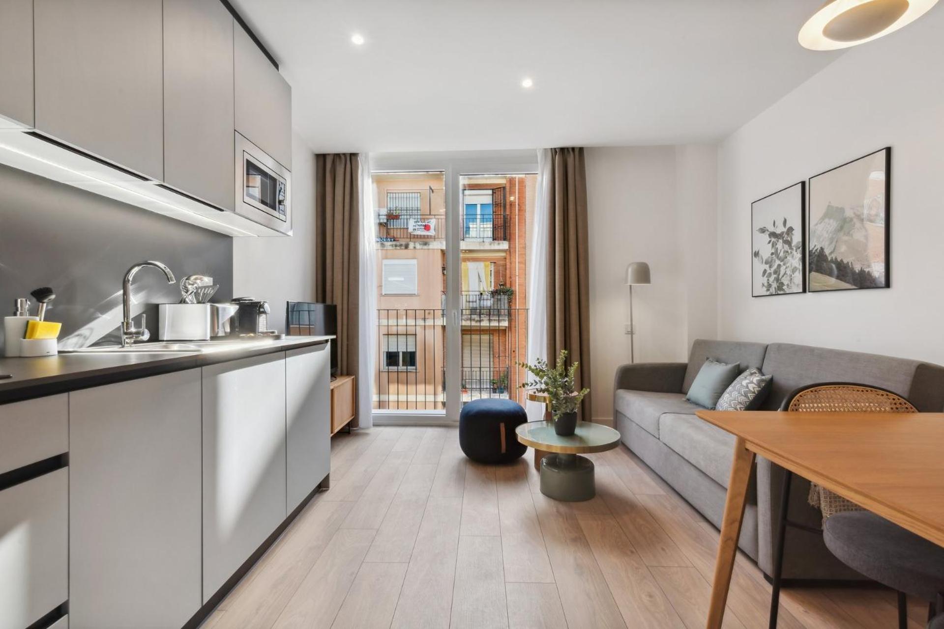 Limehome Valencia Carrer Del Pare Palau I Quer Kültér fotó