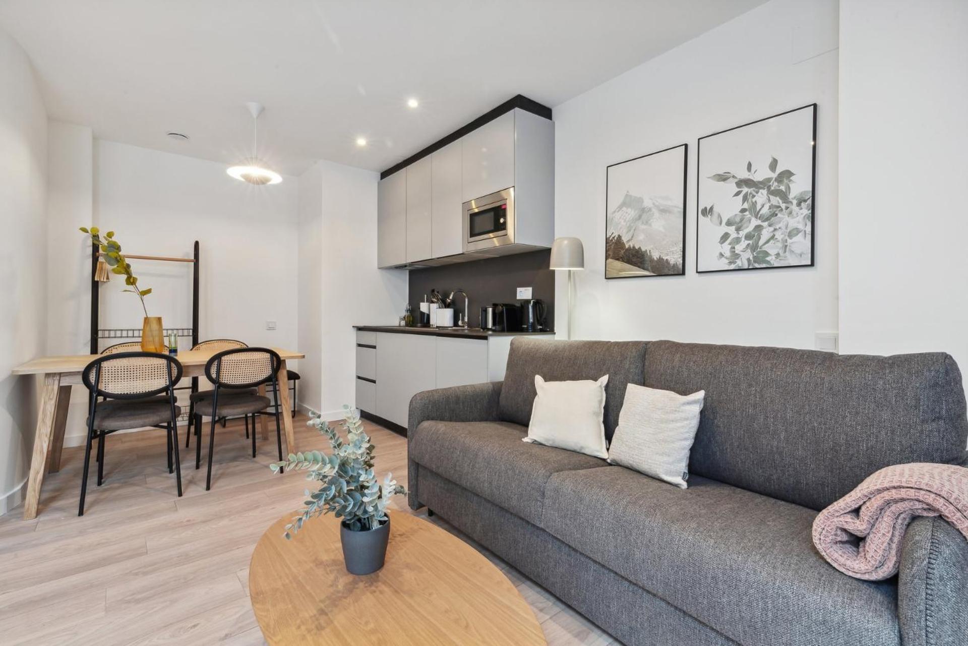 Limehome Valencia Carrer Del Pare Palau I Quer Kültér fotó